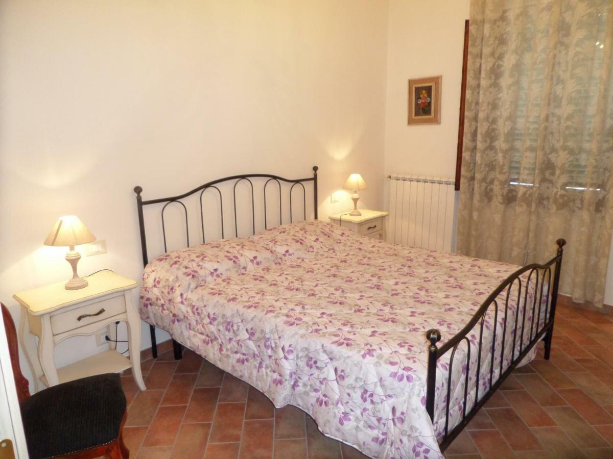 Apartamento La Terrazza Palaia Exterior foto